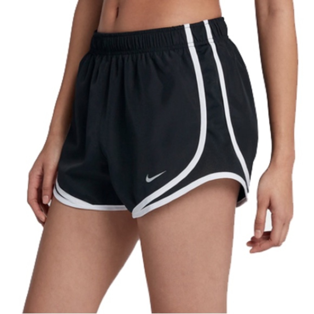 Nike Tempo Short